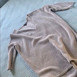 Express tan v neck sweater! xs